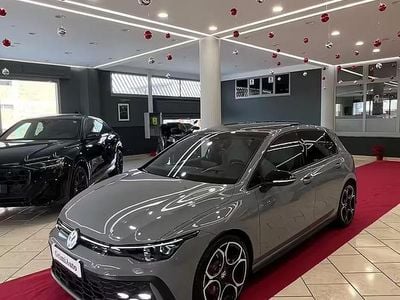 Usata VW Golf VIII GTI 265 CV (194 kW) 2025 Grigio Berlina