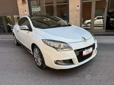 Usata Renault Mégane GT Line GT-Line 110 CV (80 kW) 2011 Bianco Coupé