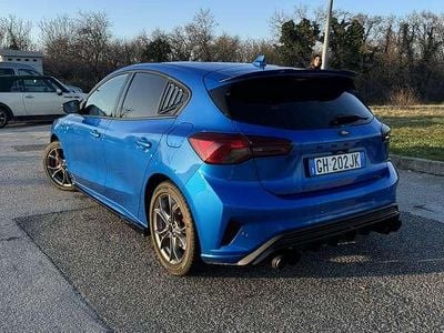 Usata Ford Focus ST-Line 125 CV (91 kW) 2022 Blu/azzurro Berlina