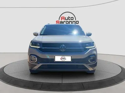 Usata VW T-Cross Advance 150 CV (110 kW) 2022 Grigio SUV