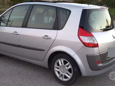Usata Renault Scénic II Exception 135 CV (99 kW) 2005 Grigio Monovolume
