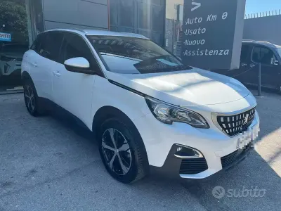 Usata Peugeot 3008 Allure 131 CV (96 kW) 2019 Vari colori SUV