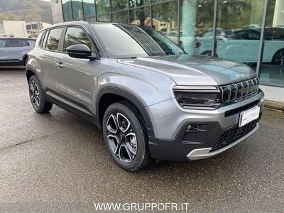 Nuova Jeep Avenger Summit 109 CV (80 kW) 2025 Grigio SUV