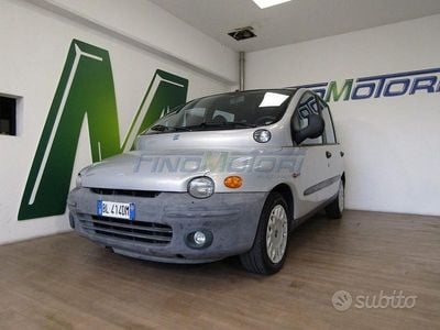 Usata Fiat Multipla 105 CV (77 kW) 2000 Argento Monovolume