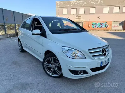 Usata Mercedes B180