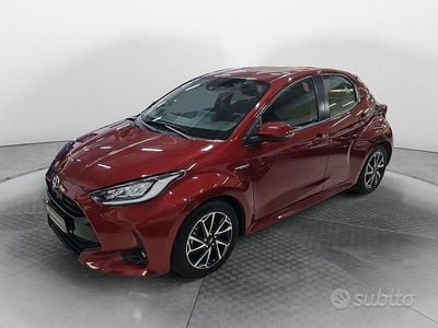 Usata Toyota Yaris Hybrid Trend 116 CV (85 kW) 2023 Rosso Berlina