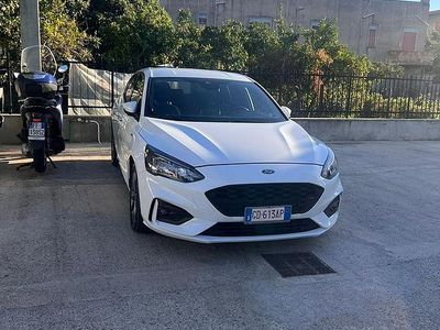 Bianco Usata 2020 Ford Focus ST-Line Berlina | 17.000 € (Molto cara)