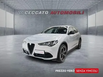 Usata Alfa Romeo Stelvio Sprint 209 CV (153 kW) 2023 Bianco SUV
