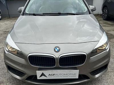 Usata BMW 218 Luxury Line 150 CV (110 kW) 2015 Grigio Station wagon