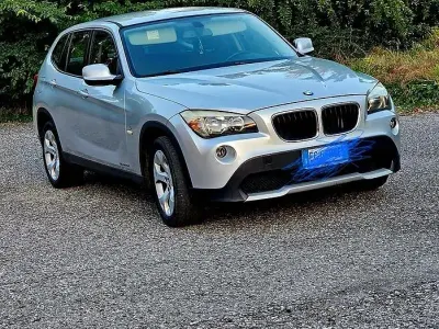 Usata BMW X1 177 CV (130 kW) 2011 Grigio SUV