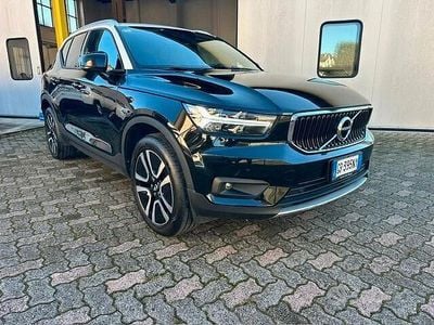 Usata Volvo XC40 Business Edition 163 CV (119 kW) 2020 Nero SUV