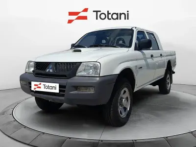Usata Mitsubishi L200 Intense 116 CV (85 kW) 2006 Bianco Pick-up