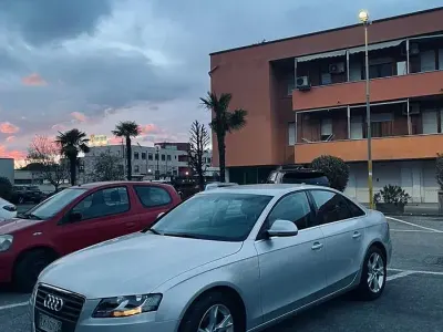 Usata Audi A4 Advanced 143 CV (105 kW) 2008 Grigio Berlina