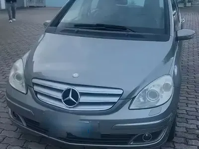 Usata Mercedes B180