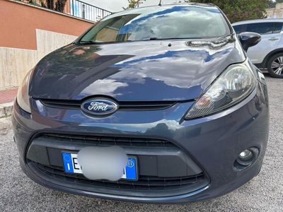 usata Ford Fiesta 1.2 BENZ. FINANZIAMENTO