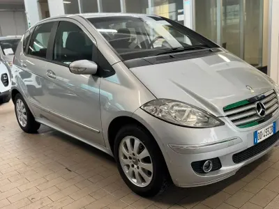 Usata Mercedes A150 Elegance 95 CV (69 kW) 2006 Argento Coupé