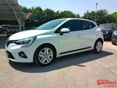 Usata Renault Clio V 91 CV (66 kW) 2021 Bianco Berlina