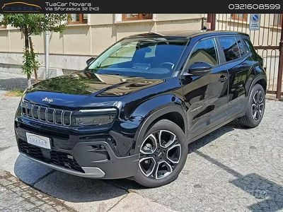 Begagnad Jeep Avenger Summit 101 HK (74 kW) 2023 Svart SUV