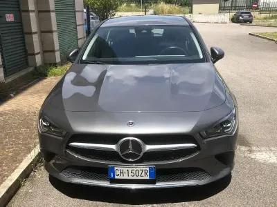 Usata Mercedes CLA200 150 CV (110 kW) 2022 Argento Station wagon
