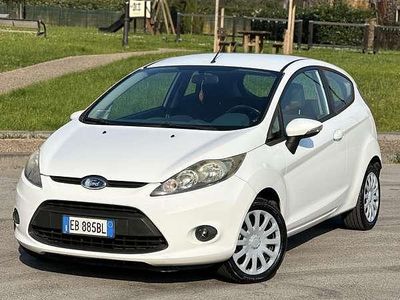 Usata Ford Fiesta Titanium 95 CV (69 kW) 2010 Utilitaria