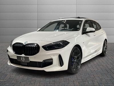 Usata BMW 120 M Sport 190 CV (139 kW) 2022 Alpinweiss iii pastello Utilitaria