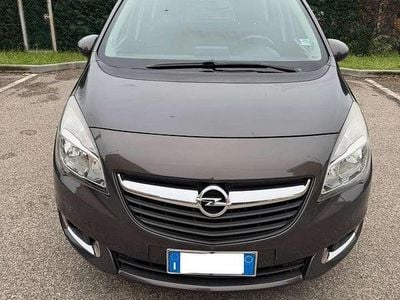 Usata Opel Meriva 120 CV (88 kW) 2016 Grigio Monovolume