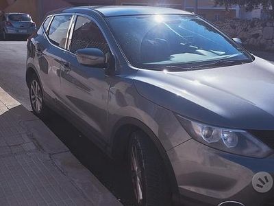 Usata Nissan Qashqai 110 CV (80 kW) 2016 Grigio SUV