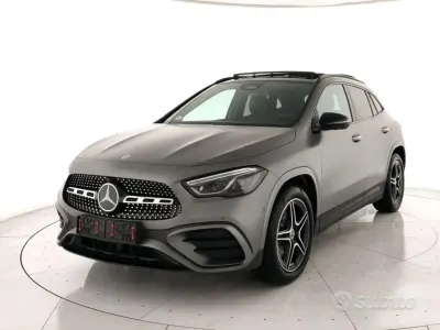Usata Mercedes GLA200 Premium Plus 163 CV (119 kW) 2025 Grigio SUV