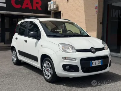 Usata Fiat Panda Lounge 84 CV (61 kW) 2015 Bianco Utilitaria