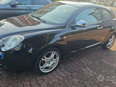 Second-hand Alfa Romeo MiTo 78 CP (57 kW) 2009 Negru Hatchback