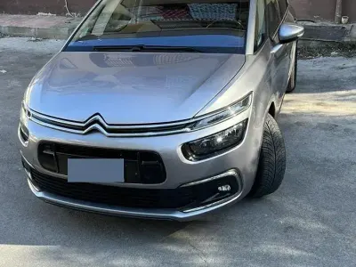 Usata Citroën C4 Picasso 120 CV (88 kW) 2018 Grigio Monovolume