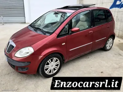 Usata Lancia Musa 90 CV (66 kW) 2006 Rosso Monovolume