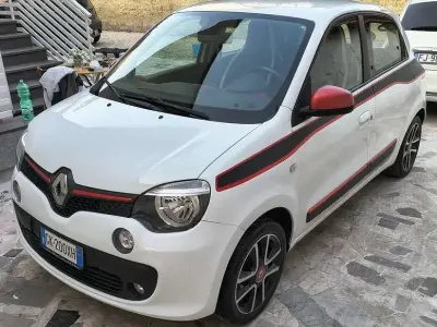 Usata Renault Twingo 90 CV (66 kW) 2015 Utilitaria