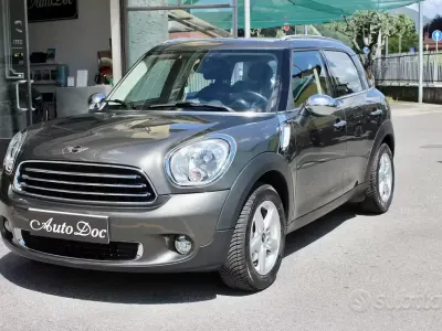 Begagnad Mini Cooper Countryman 122 HK (89 kW) 2013 Brun SUV