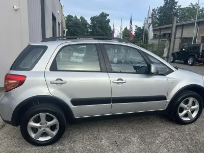 Usata Suzuki SX4 107 CV (78 kW) 2008 Argento SUV