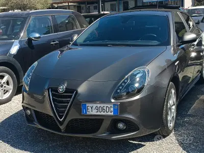 Usata Alfa Romeo Giulietta Sprint 170 CV (125 kW) 2015 Grigio Utilitaria