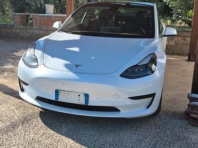 Bianco Usata 2023 Tesla Model 3 Berlina | 27.000 € (Buon prezzo)