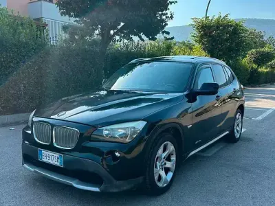 Usata BMW X1 143 CV (105 kW) 2011 Blu SUV
