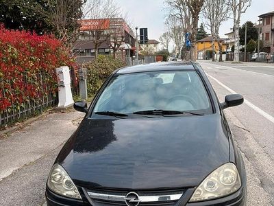 Usata Opel Corsa 45 CV (33 kW) 2005 Nero Utilitaria