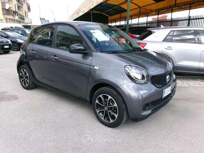 Usata Smart ForFour Prime 71 CV (52 kW) 2016 Grigio Utilitaria
