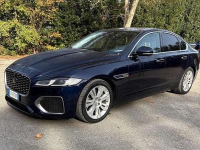Usata Jaguar XF R-Dynamic 204 CV (150 kW) 2021 Blu/azzurro Berlina