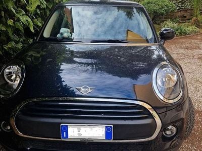 Begagnad Mini ONE Business 136 HK (100 kW) 2020 Blå Halvkombi