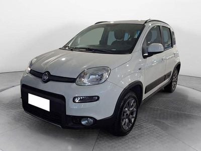 Usata Fiat Panda 4x4 S 95 CV (69 kW) 2017 Bianco Utilitaria