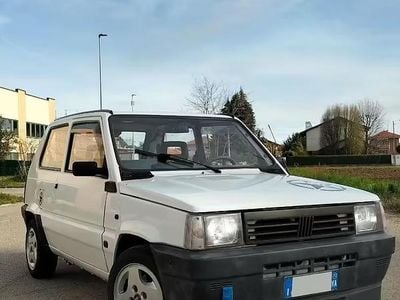 Usata Fiat Panda Young 54 CV (39 kW) 2002 Bianco Berlina