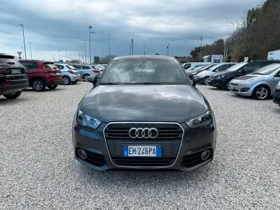 Usata Audi A1 Ambition 122 CV (89 kW) 2011 Grigio Utilitaria