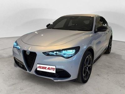 Usata Alfa Romeo Stelvio Veloce 210 CV (154 kW) 2018 Argento metallizzato SUV