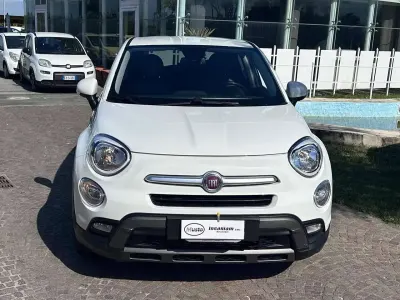 Usata Fiat 500 Cross 120 CV (88 kW) 2018 Bianco Station wagon
