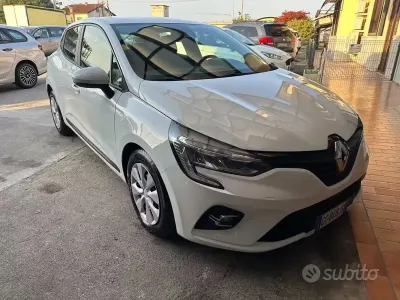 Usata Renault Clio V Business 91 CV (66 kW) 2020 Bianco Berlina