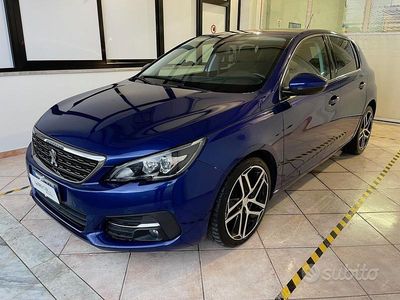 Usata Peugeot 308 Allure 120 CV (88 kW) 2018 Blu Berlina