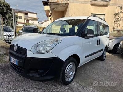 Käytetty Fiat Doblò 95 HP (69 kW) 2011 Valkoinen Tila-auto